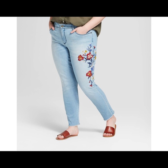 Universal Thread Denim - Plus Size Embroidered Jeans